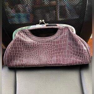 Crocodile embossed bag -clutch